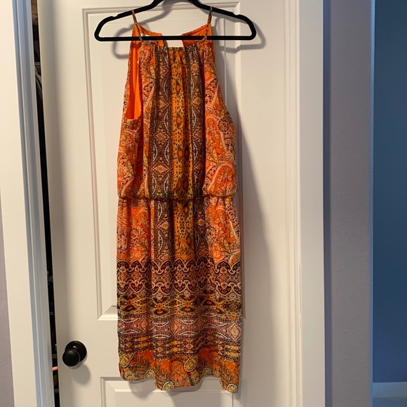 Orange, brown, and green patterned short dress - Picture 1 of 4